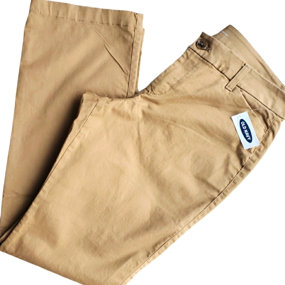 Old Navy Pants - Old Navy Boot Cut Khakis Petite size 8